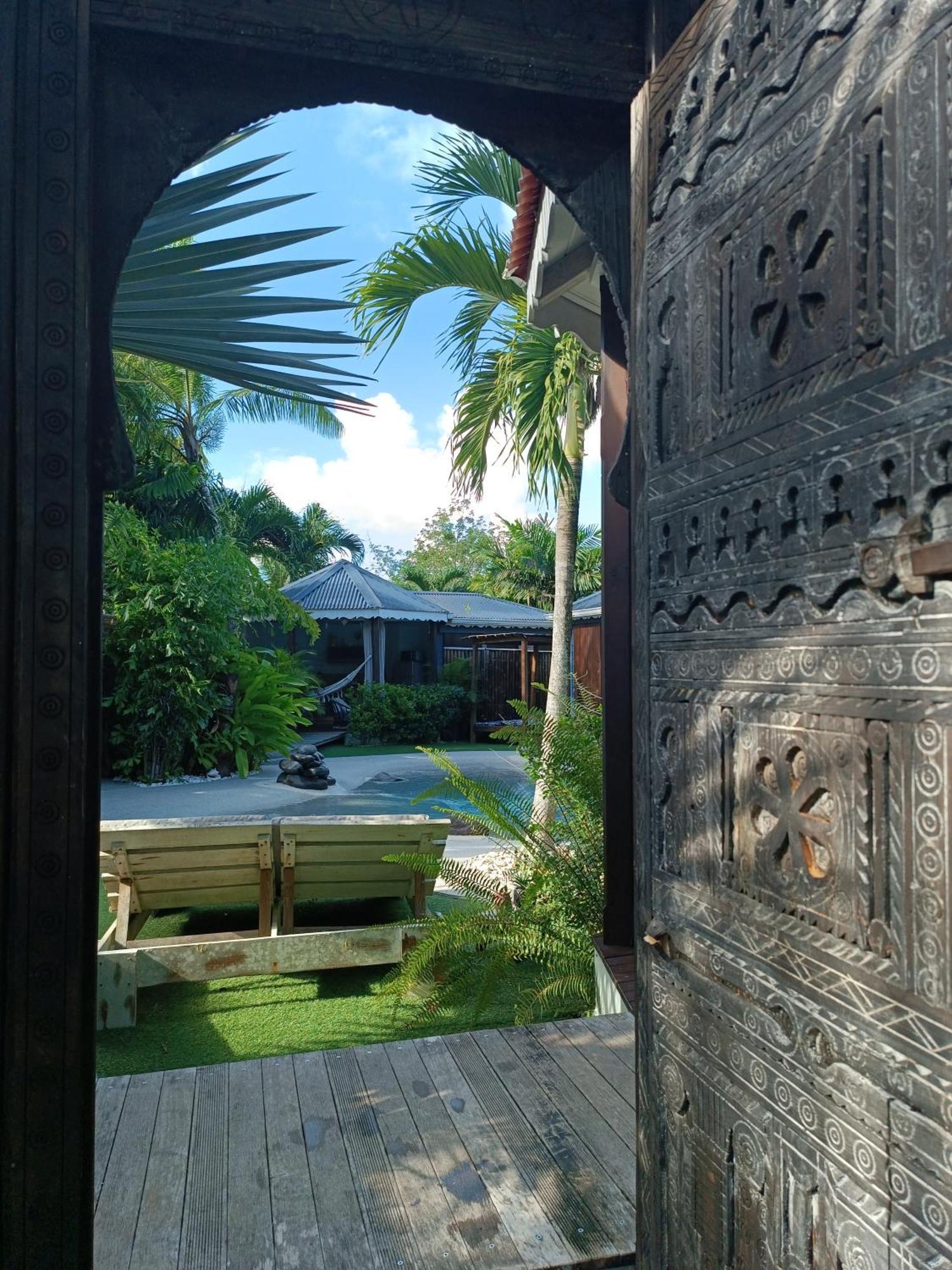 Tiki Paradise Lodge Fwi Sainte-Anne (Grande-Terre) Exterior foto